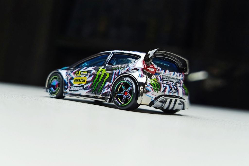 Picsart_25-12-17_19-40-00-320