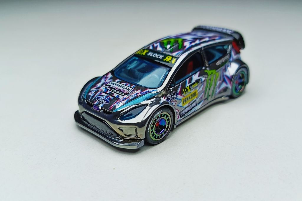 Picsart_25-12-17_23-12-36-872