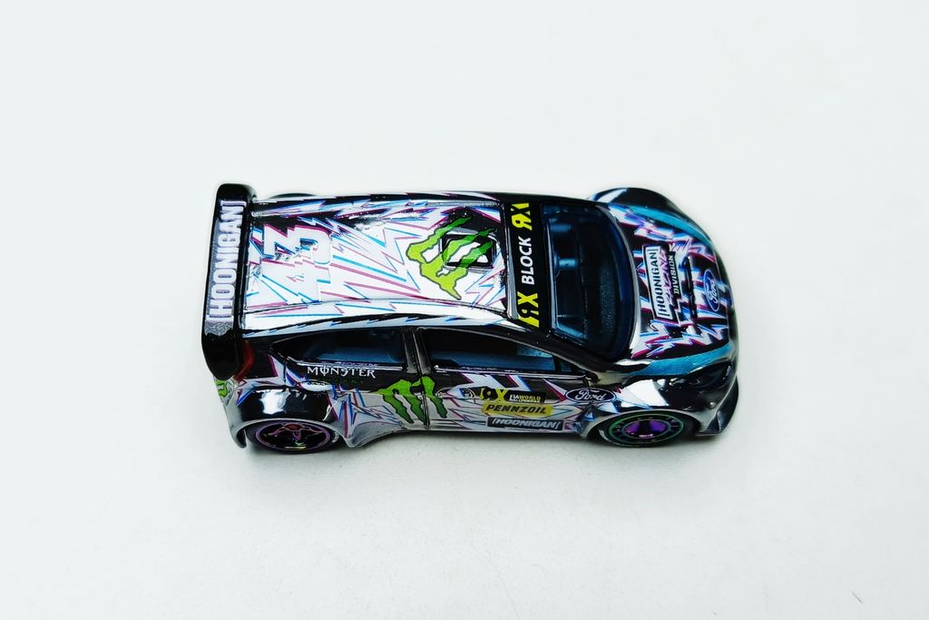 Picsart_25-12-17_23-13-24-079