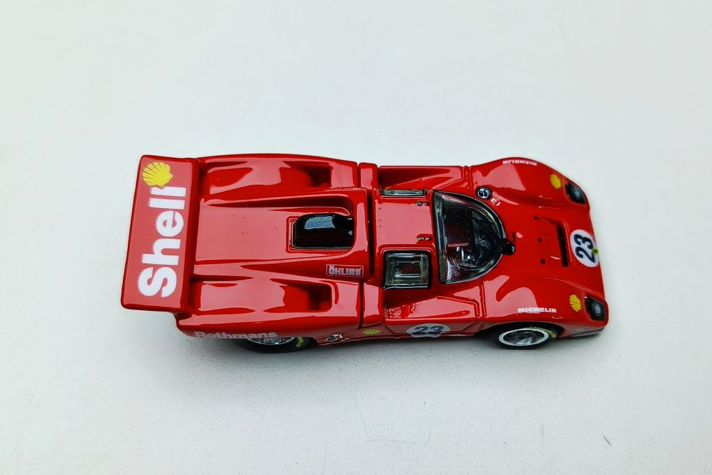 Picsart_25-12-17_21-13-42-247