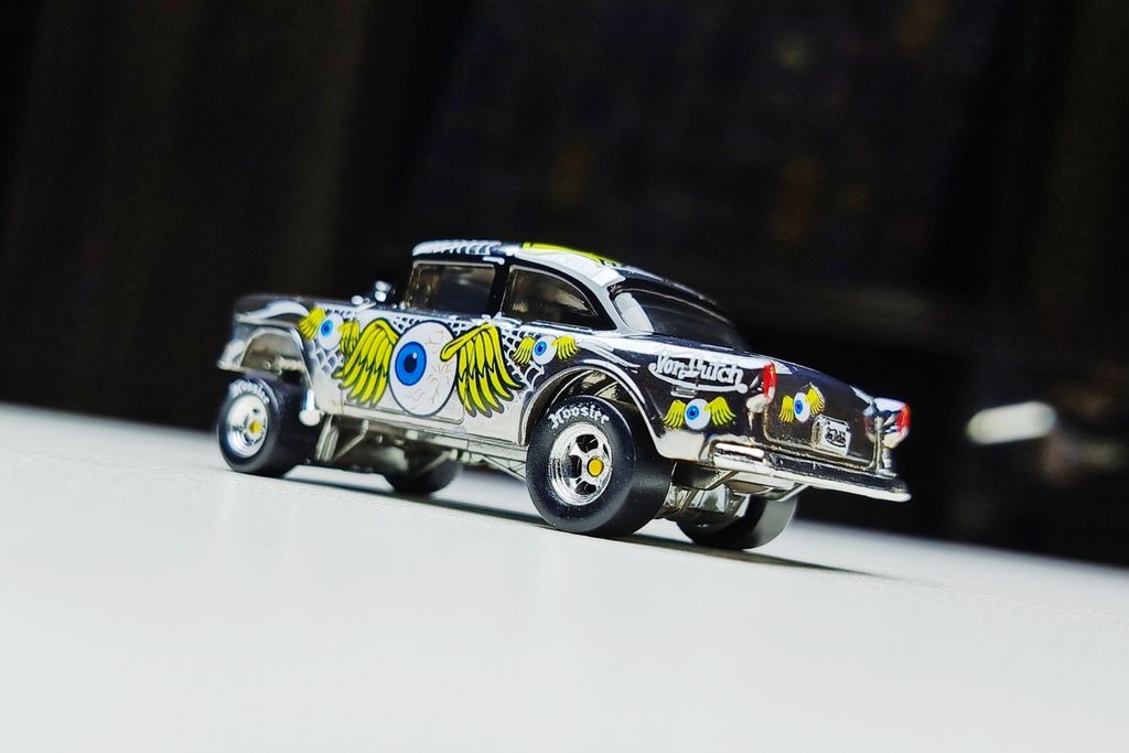 Picsart_25-12-18_06-44-43-729