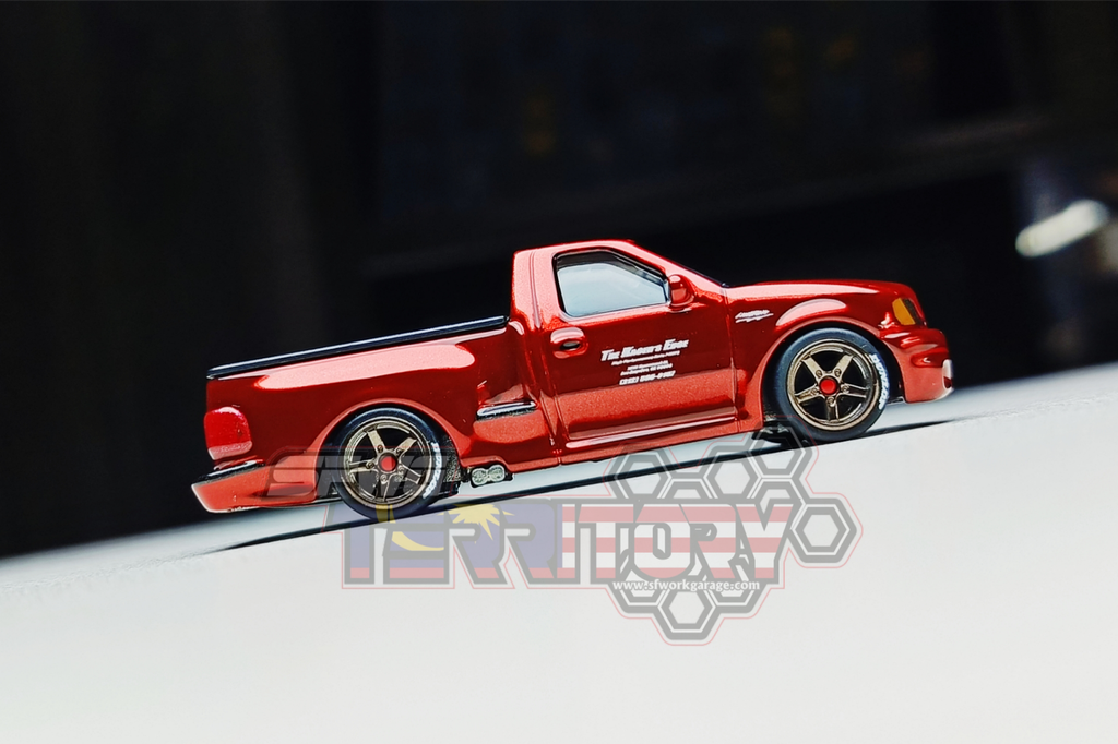 Picsart_25-12-18_19-00-08-710