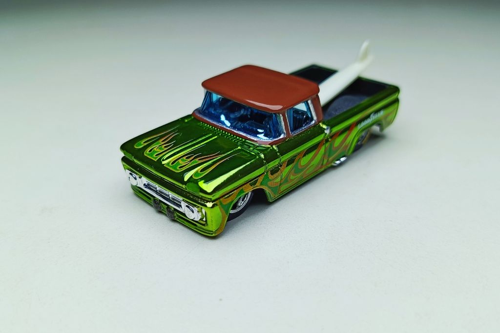 Picsart_25-12-19_12-59-23-673