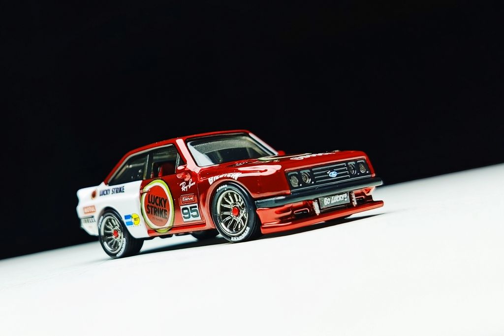 Picsart_26-02-25_23-57-29-708