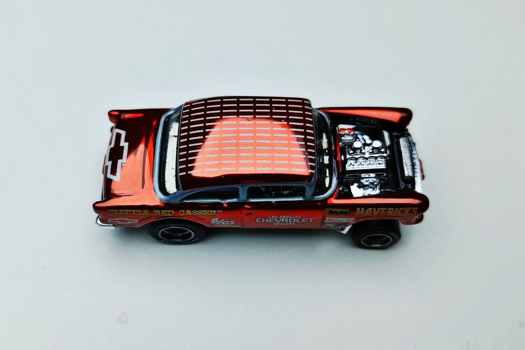 Picsart_26-02-25_22-54-20-780