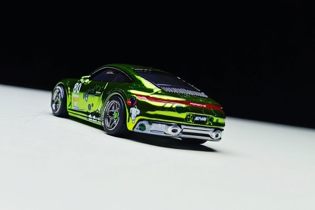 Picsart_26-02-25_20-33-45-718