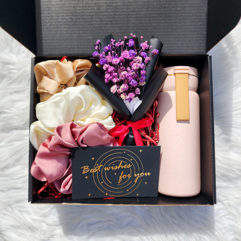 Premium Gift Set | Blossom Beauty (Vacuum Flask + Scrunchie + Mini Bouquet)