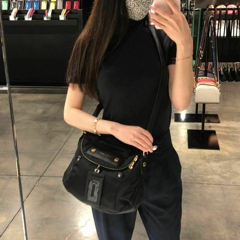 32529231.jpg