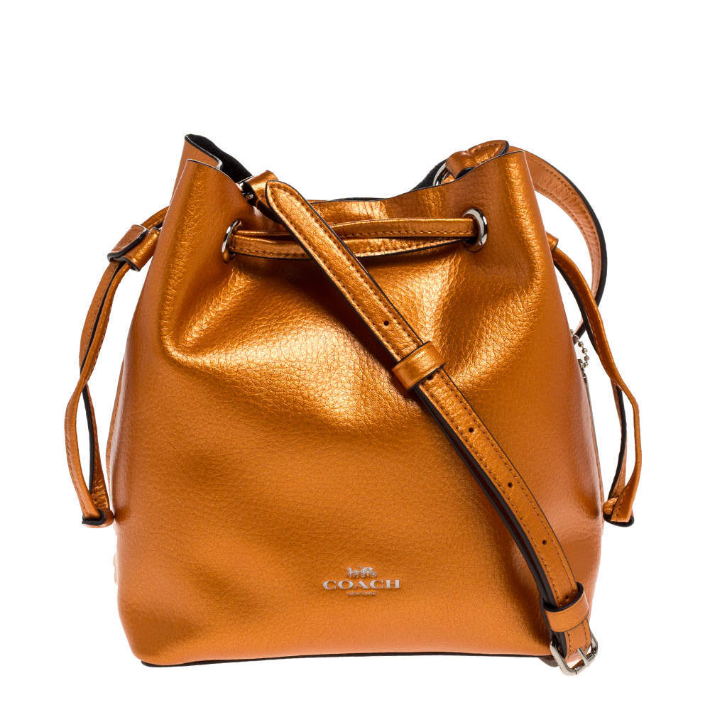 luxury-women-coach-used-handbags-p315756-010