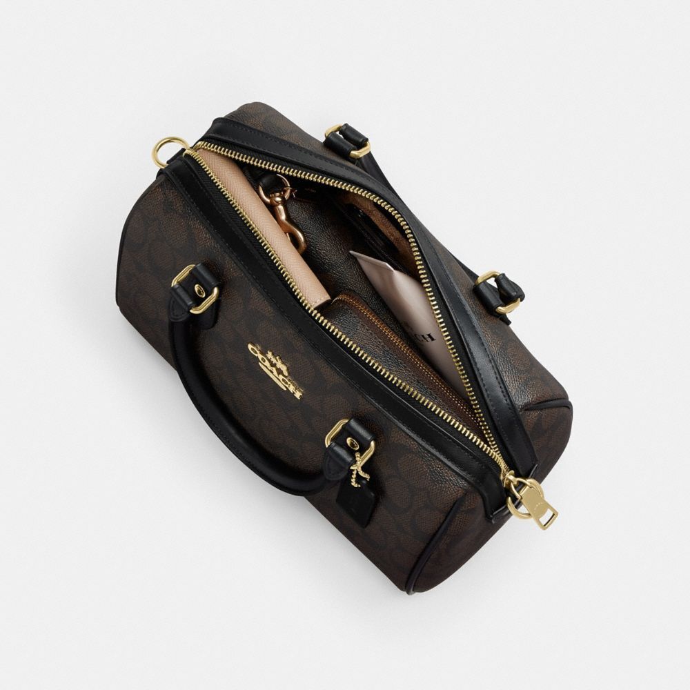 RowanSatchel2PropFamily_a6