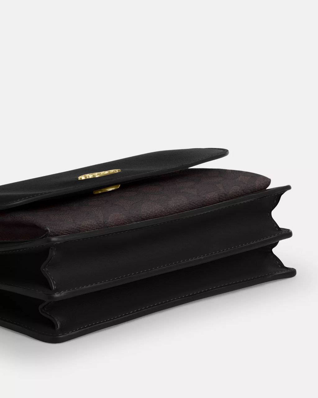 photo_2025-12-31_17-21-57