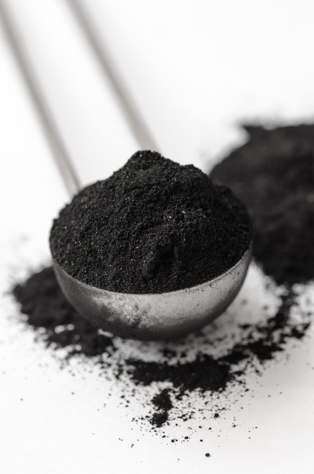 activated-charcoal-powder