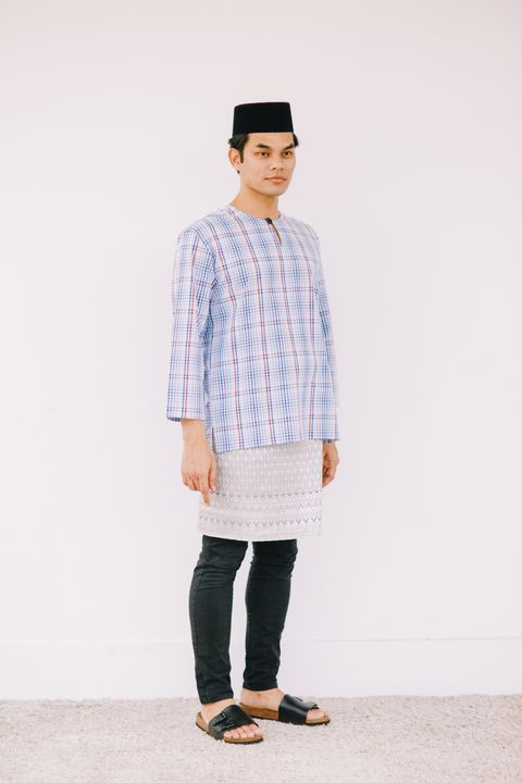 The Bahaman Baju Melayu