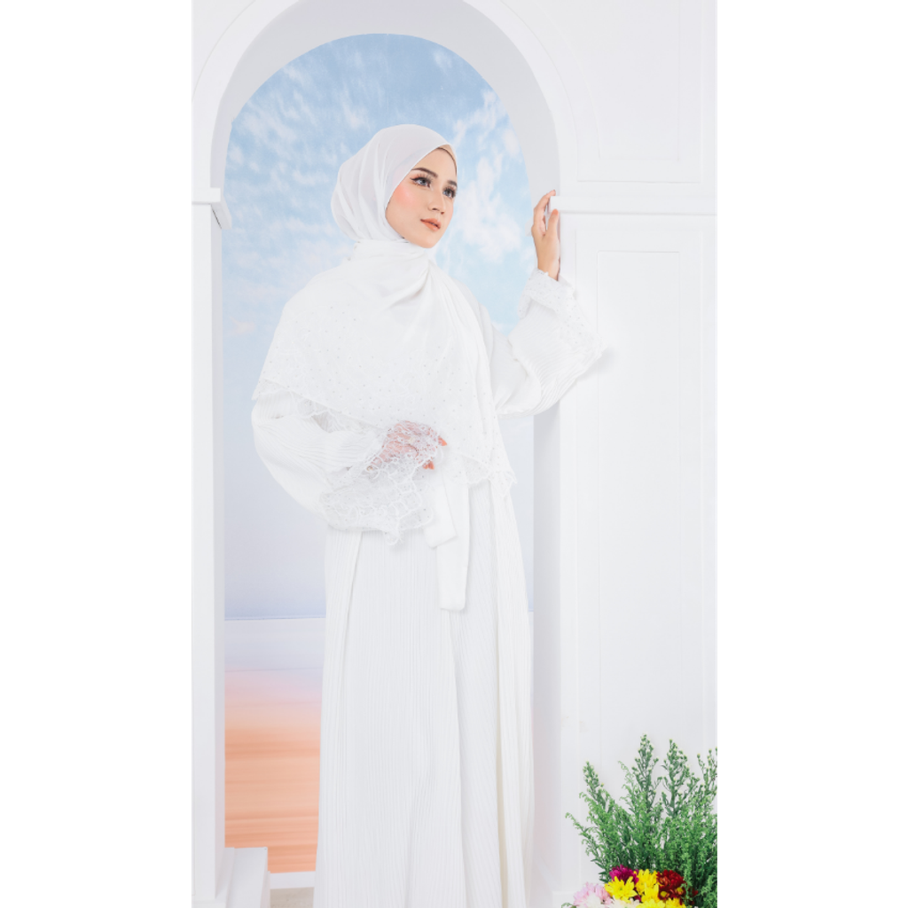 Dhea Abaya (2).png