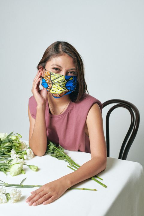 Mask Earloop Heni.jpg