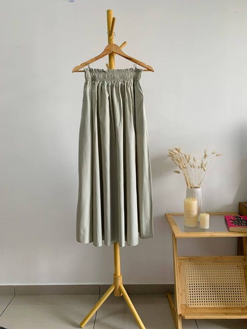 photo_6091460358691734750_y