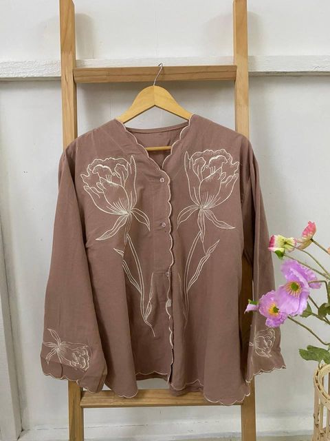 photo_6131947241569632963_y