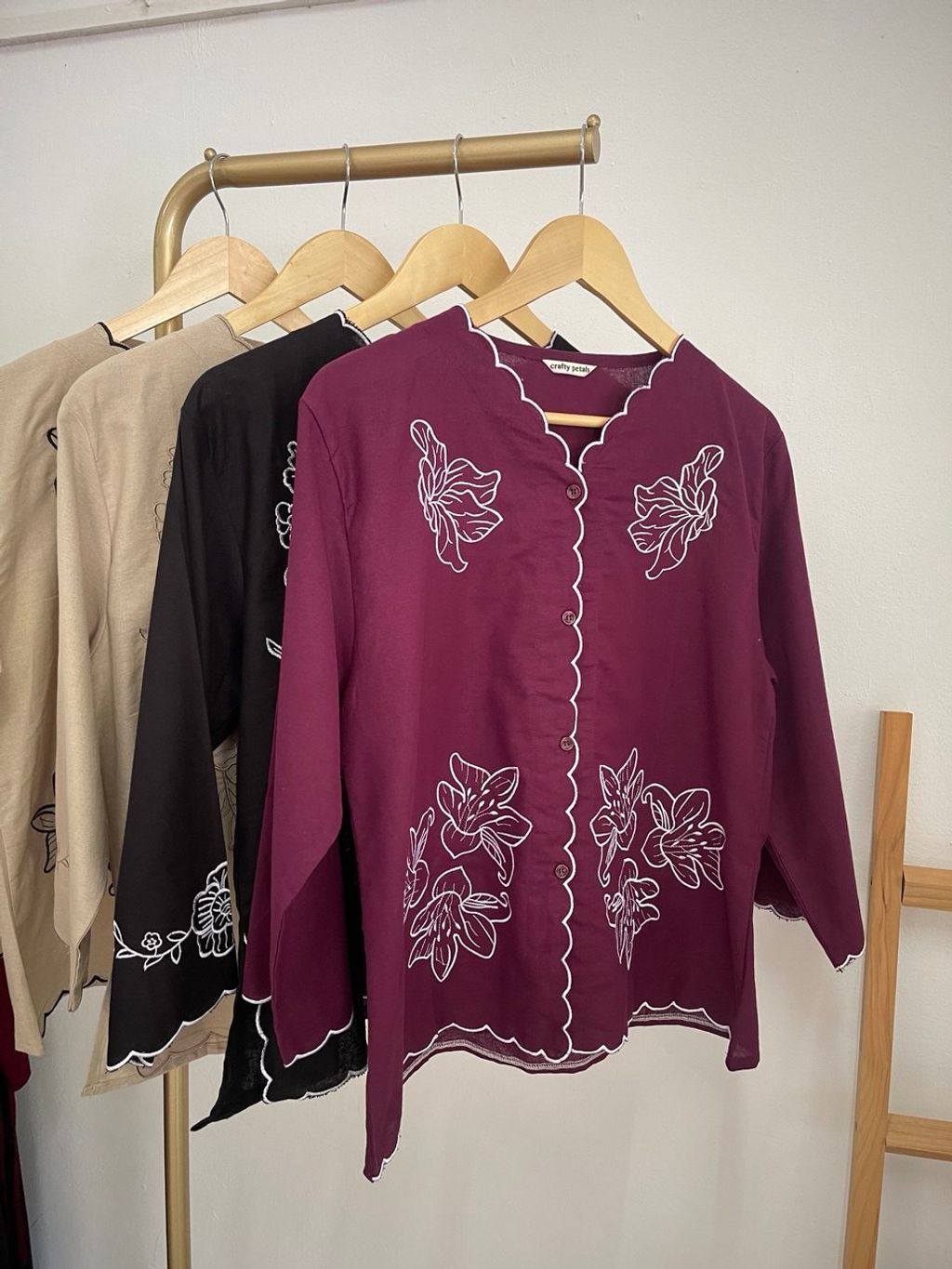 photo_6327838823043238743_y