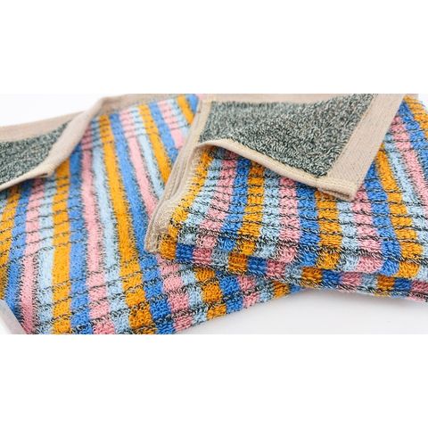 5b25b1023250218096b9d643f60dd9ba