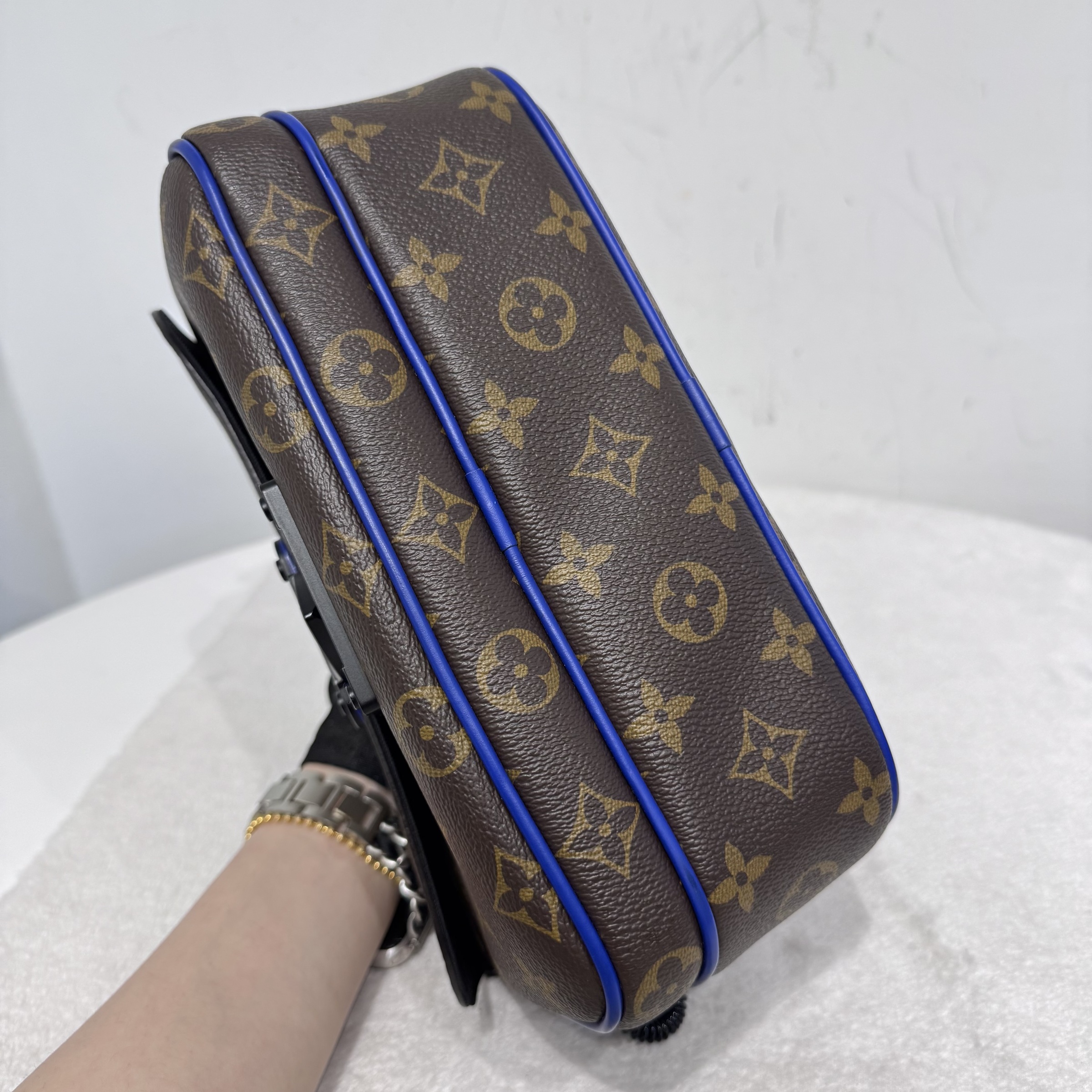 image_1B9D5D6F-646B-4762-8356-80E69CC60A6E_1776419874