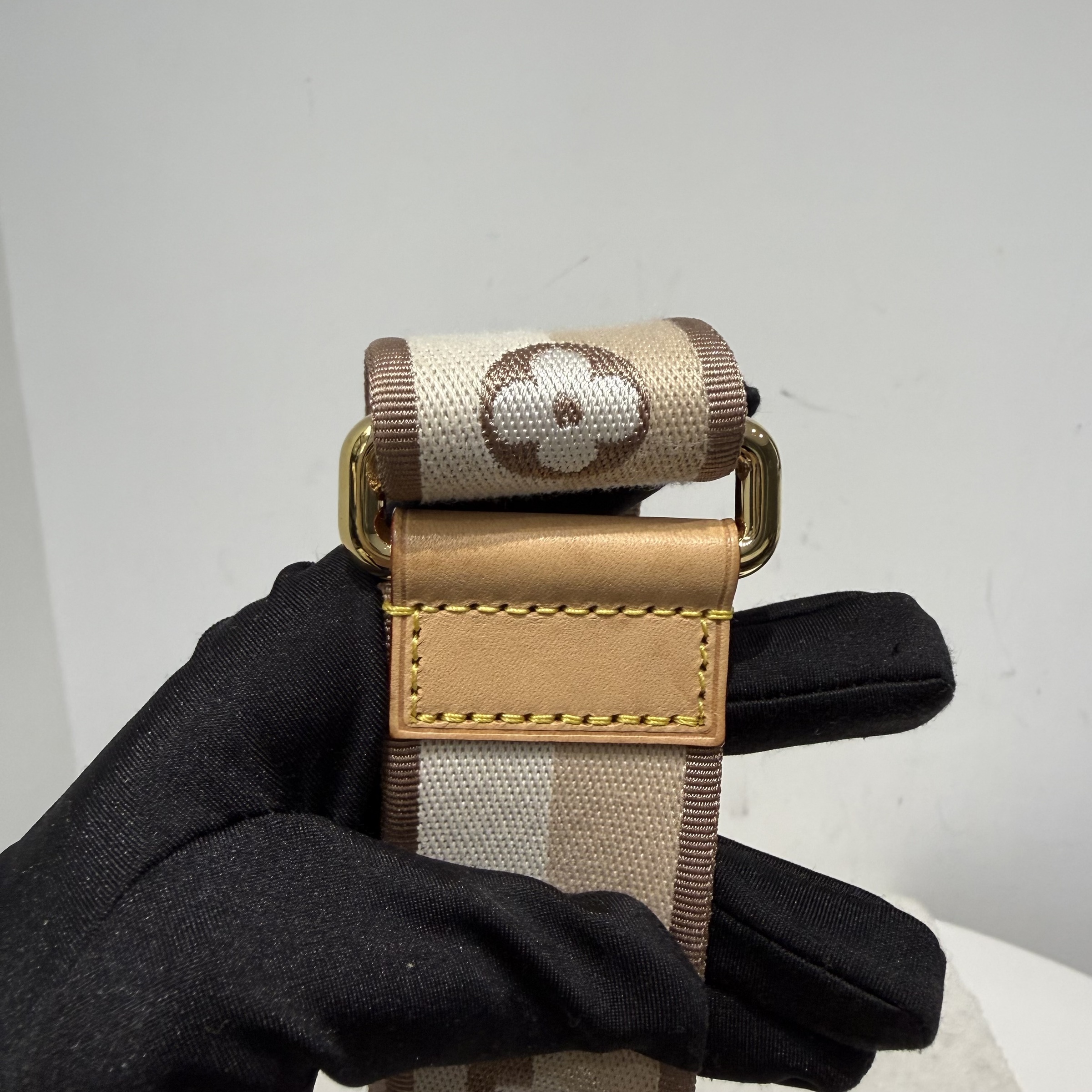 image_0FF0D5D4-FD33-4D81-9FBD-4AC4F19E2348_1776748494