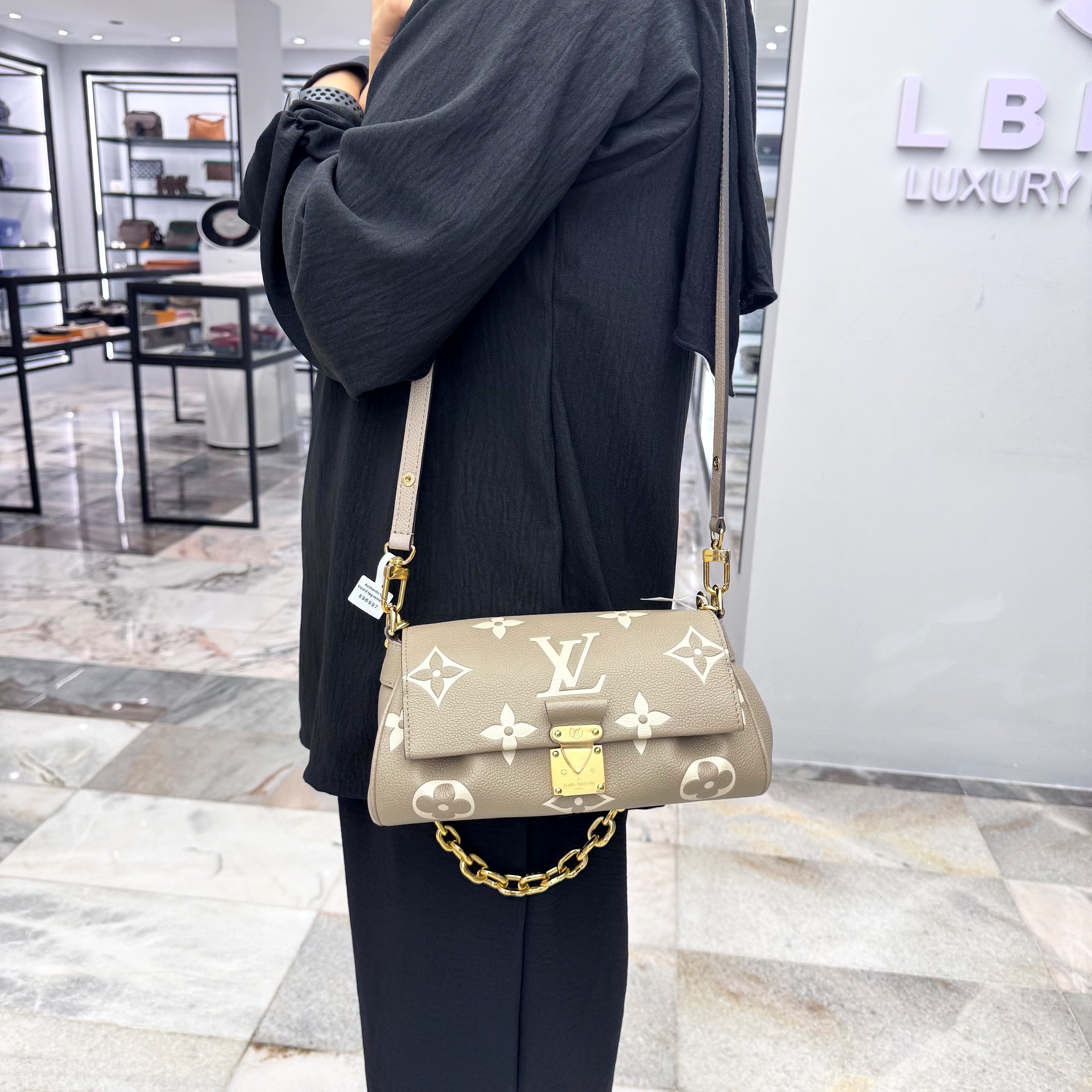 image_0B47216D-3D4E-4DA7-BD02-7020439ECD91_1784104496