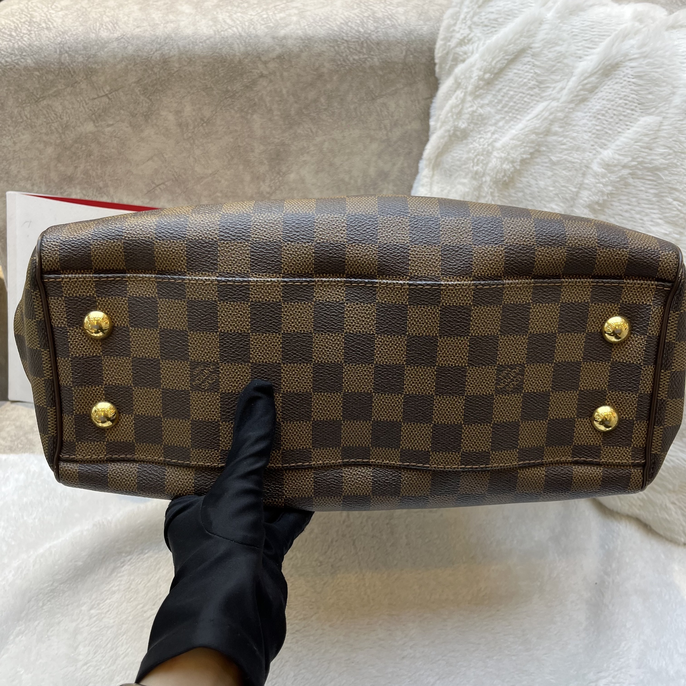 Buy Pre-owned & Brand new Luxury Louis Vuitton Trevi PM in Damier