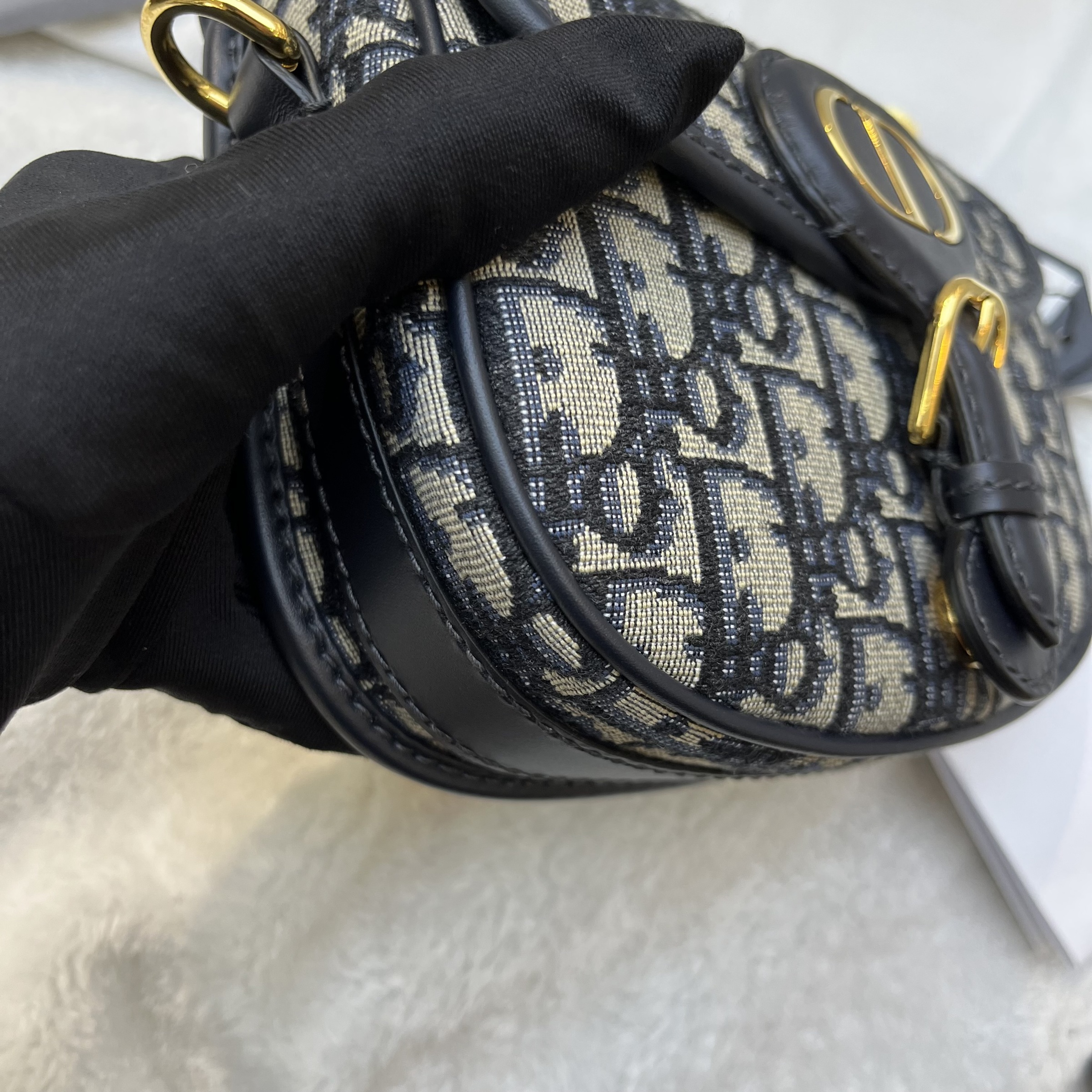 CHRISTIAN DIOR SMALL DIOR BOBBY BAG (05BO0290) Lbite Luxury Branded