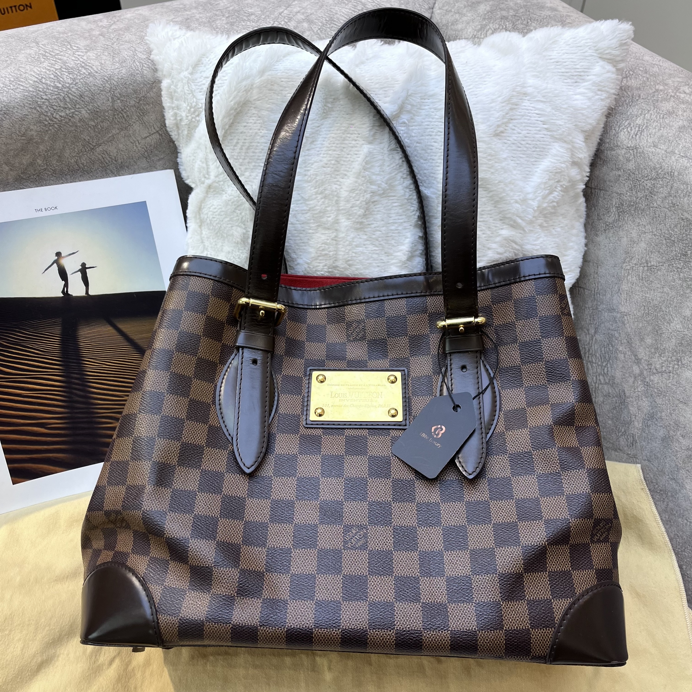 Pre-loved Authentic LOUIS VUITTON Hampstead MM Black checkerboard