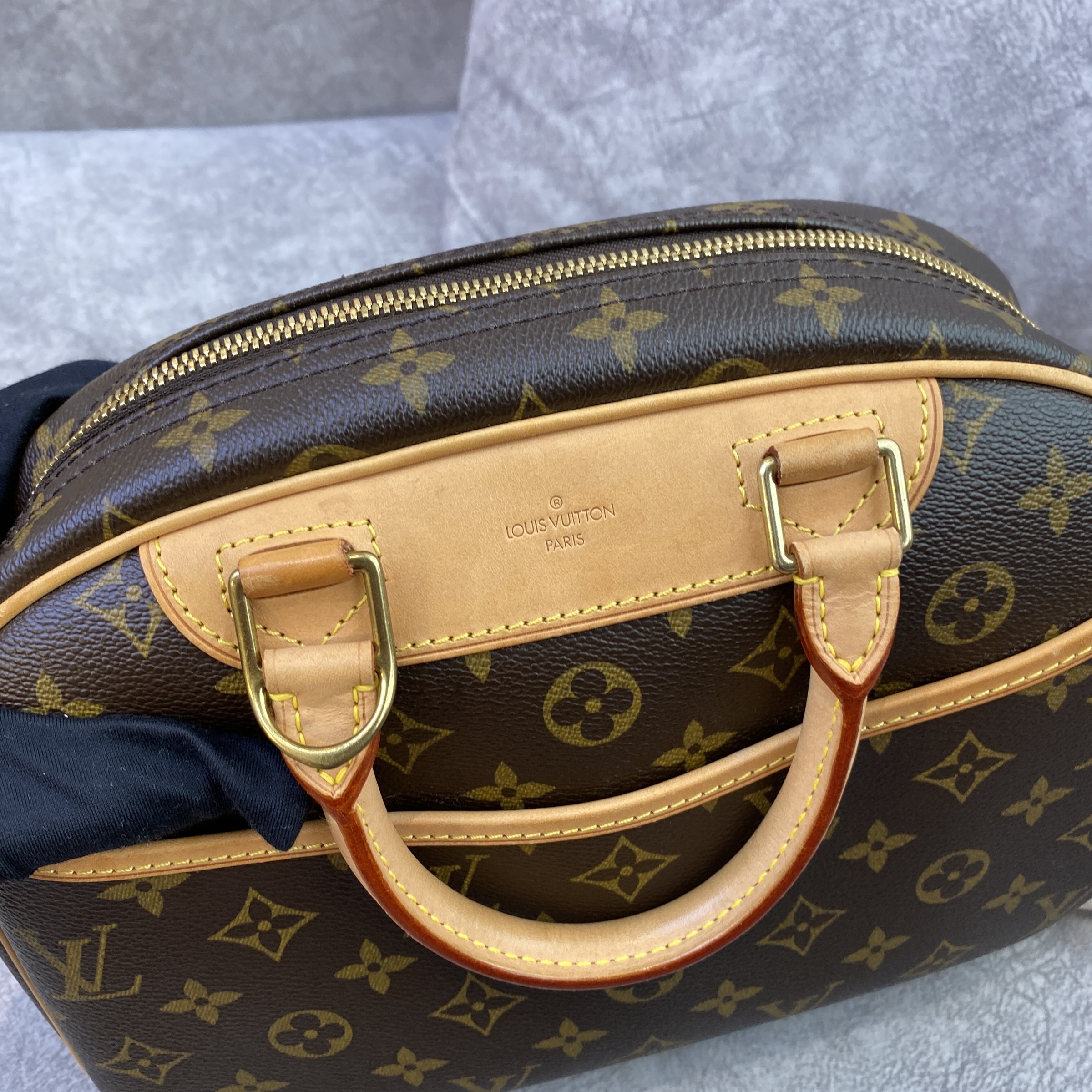 PRELOVED Louis Vuitton Deauville Monogram Bag MB1012 050323 - $60