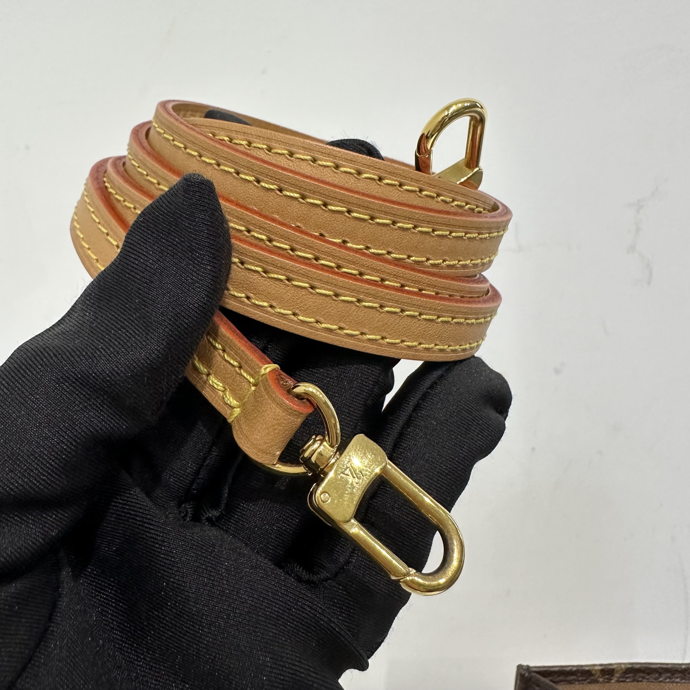 image_8F2E570D-2FE1-4E2C-9E59-FB5DE6E729D1_1758861169