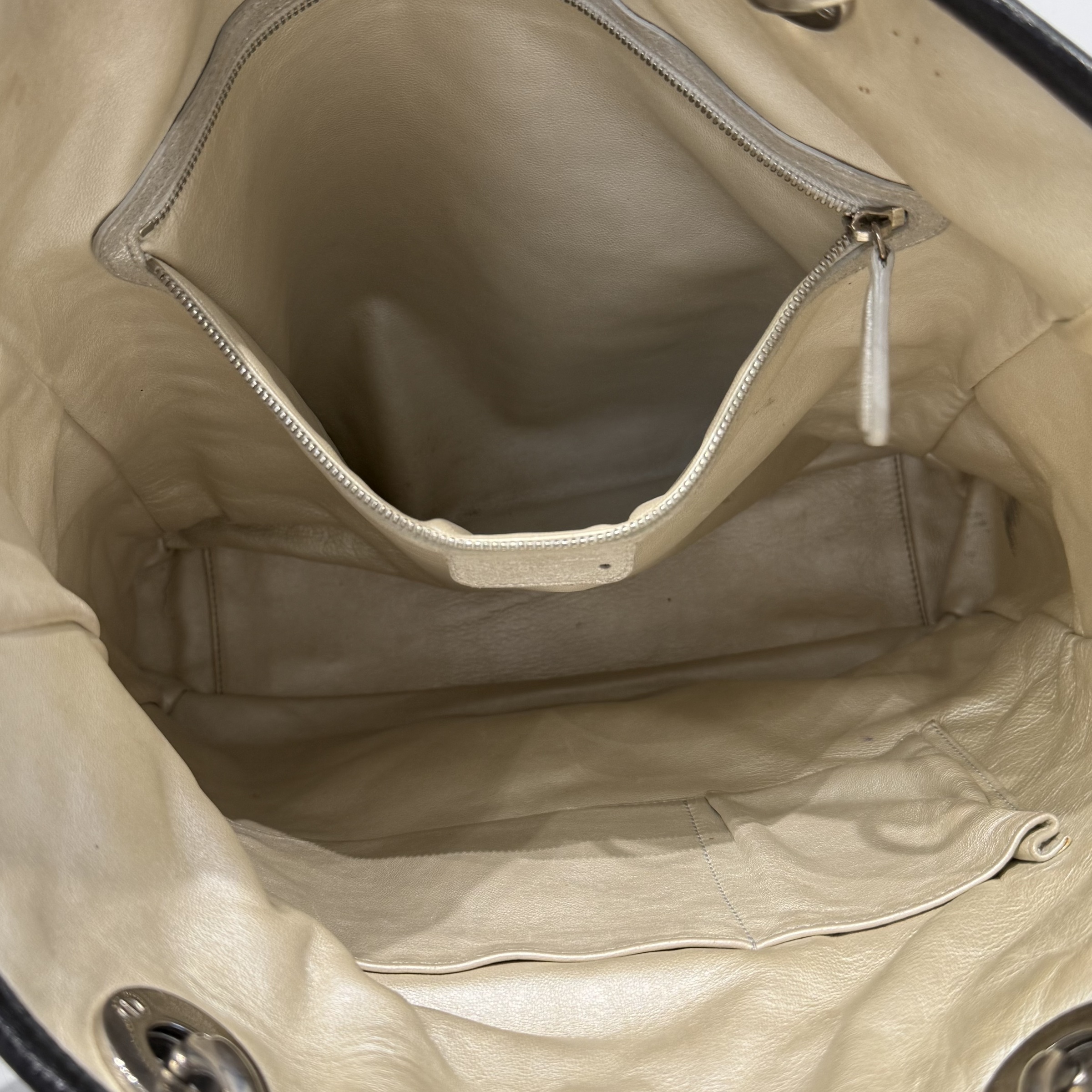 image_E5051CC4-1403-4F18-9FDA-9B6E63552460_1760080046