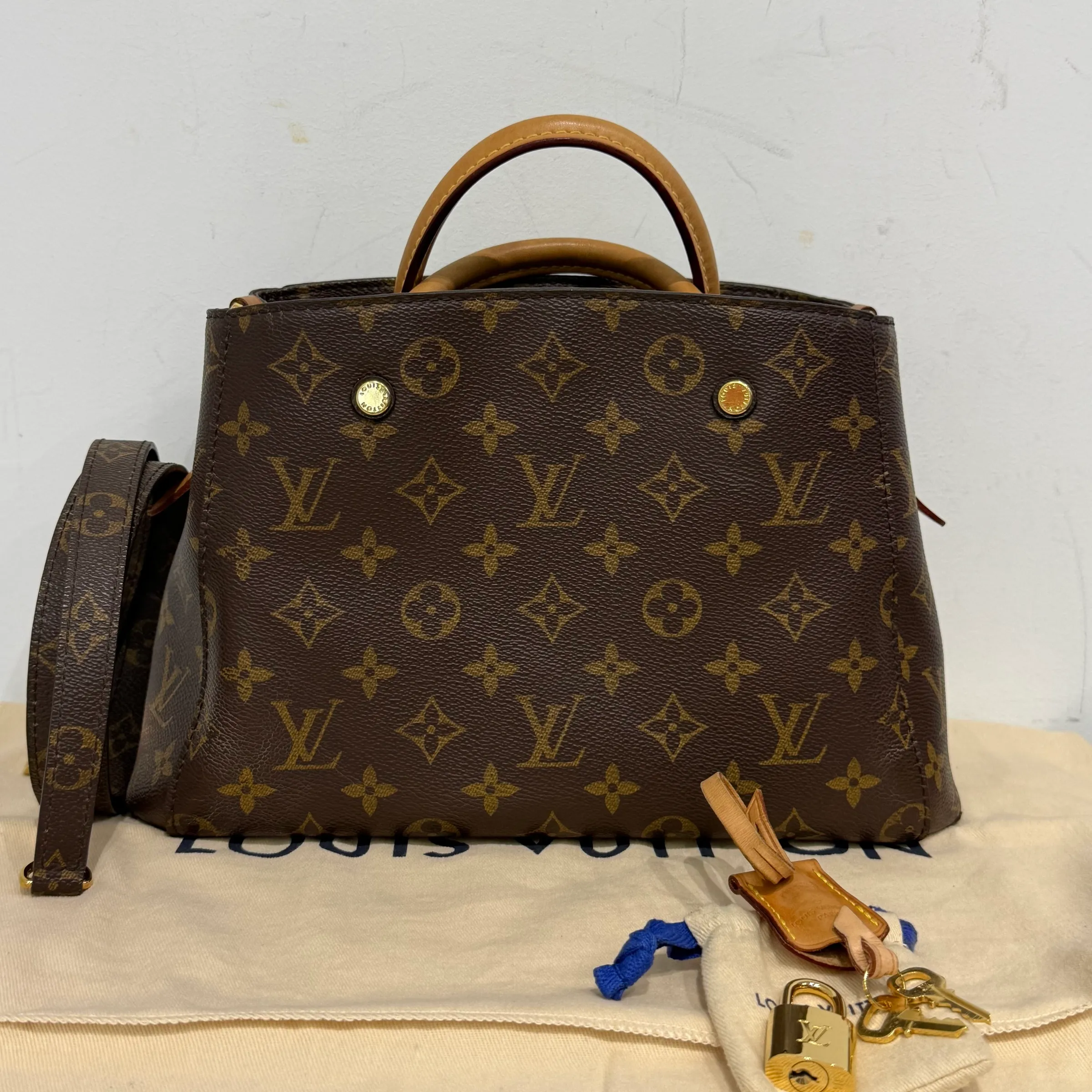 image_A0DF6C91-6748-4CAE-BB76-C907376811EA_1760324236