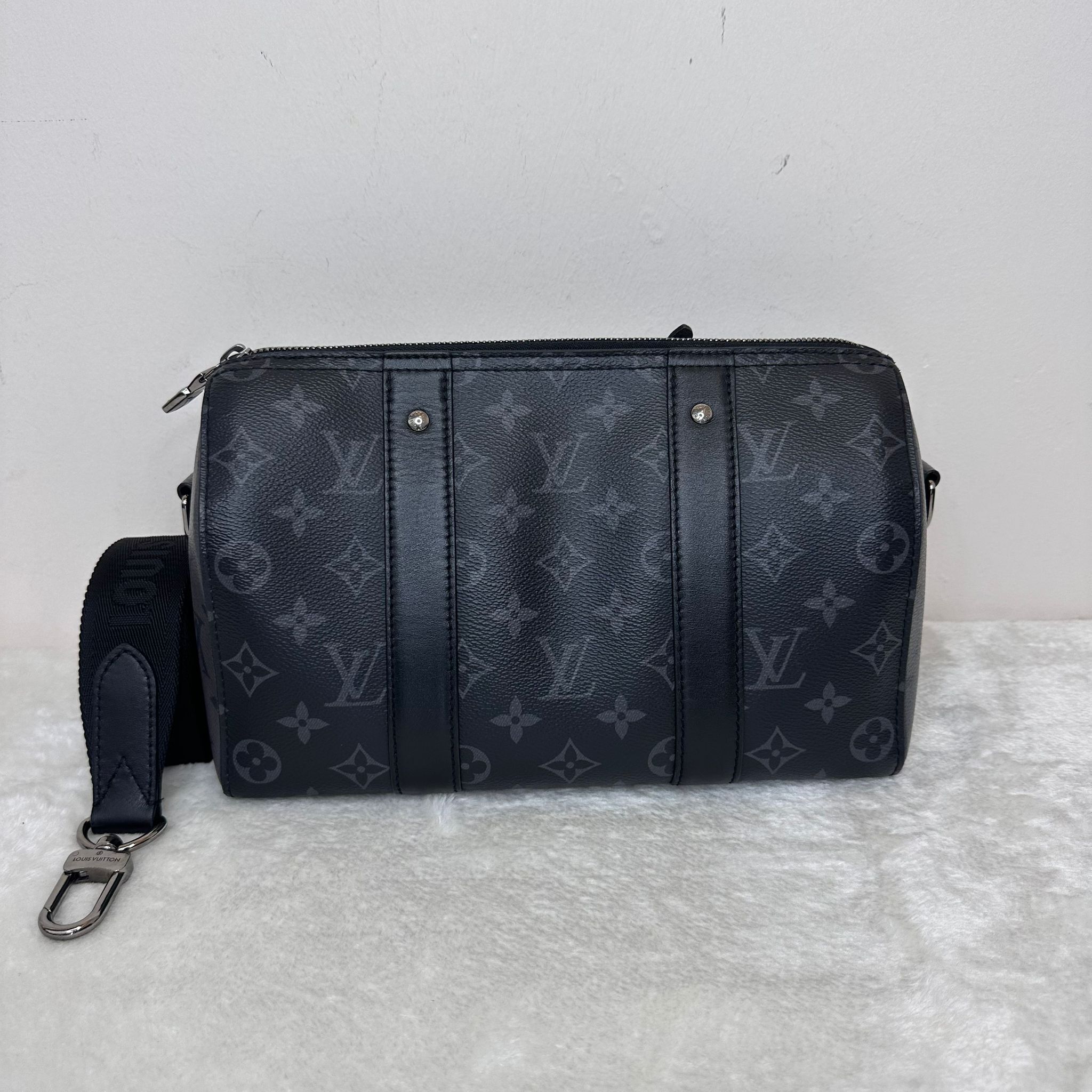 WhatsApp Image 2025-10-24 at 5.12.42 PM (1)