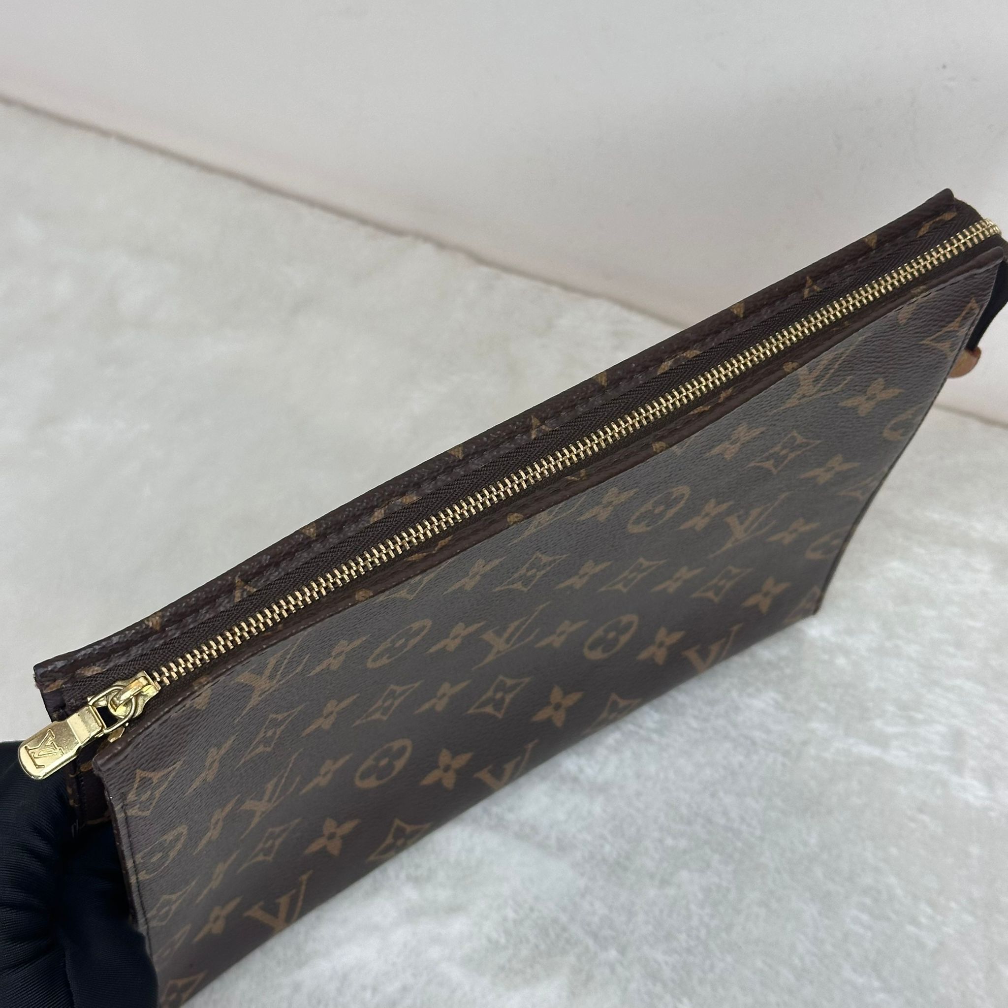 WhatsApp Image 2025-10-24 at 5.12.35 PM (4)