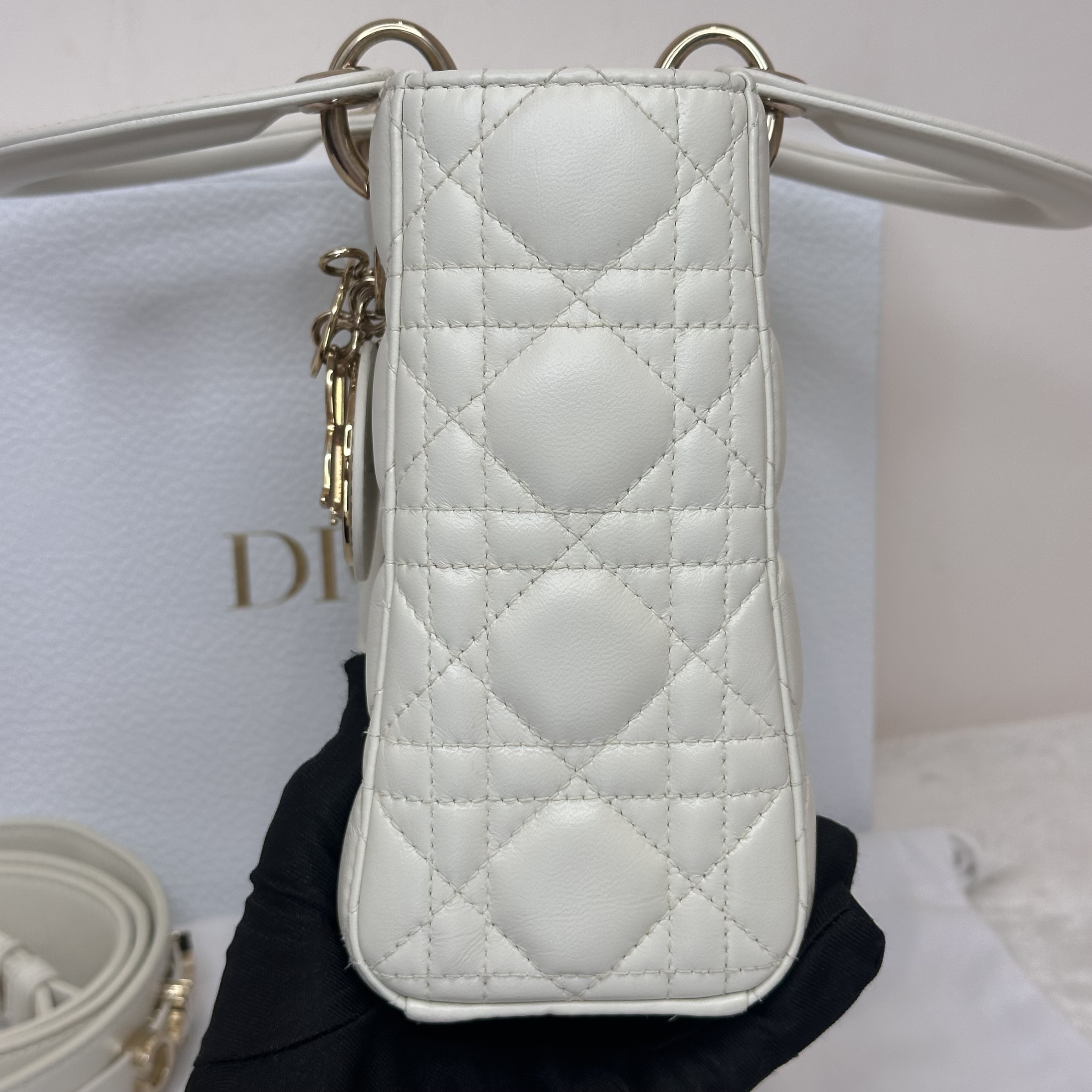 image_A6AB2DE3-D1A8-46F9-8AC0-88D6AD1E1786_1761885000