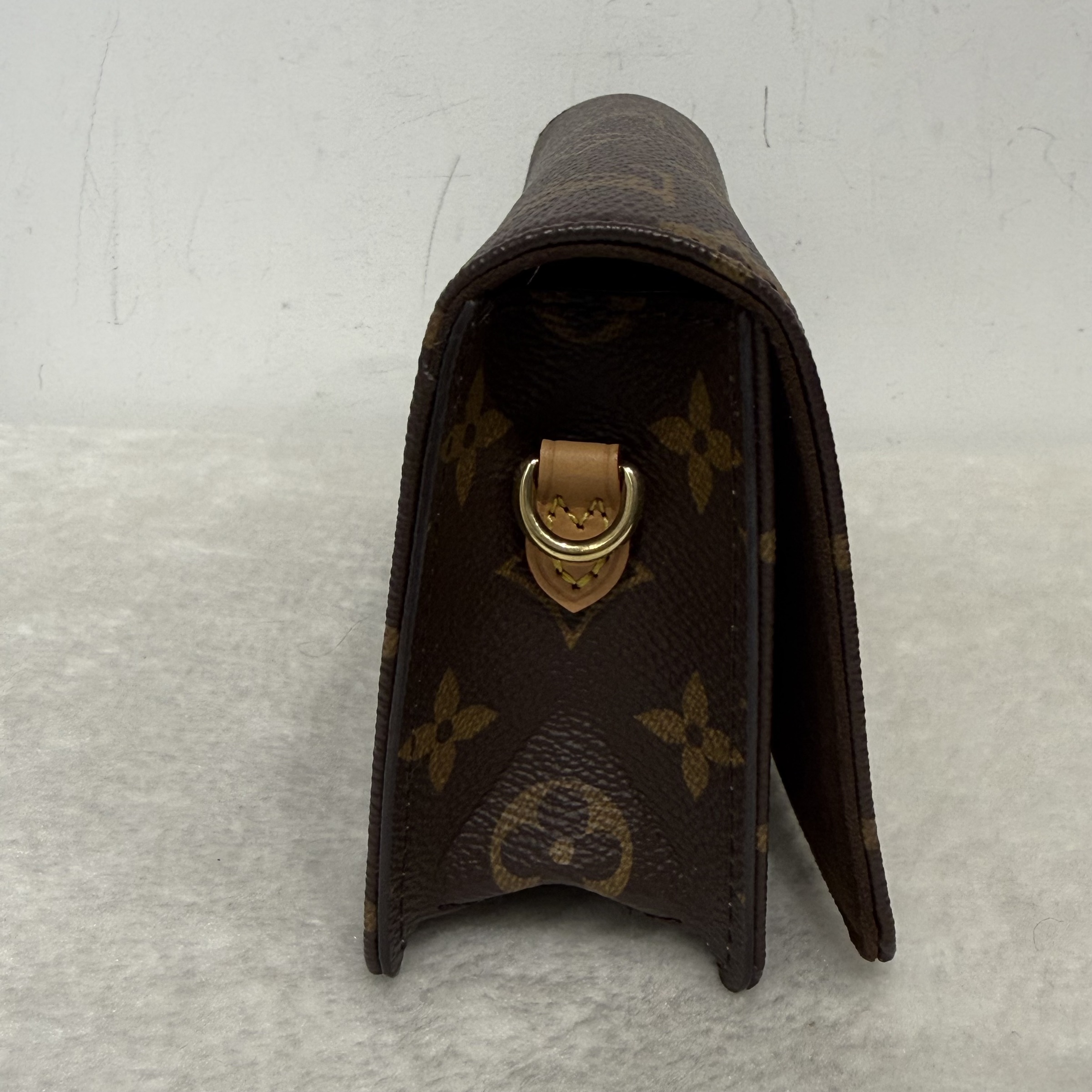 image_845E9E5E-E466-4C75-9E67-95E3035456F5_1762072813