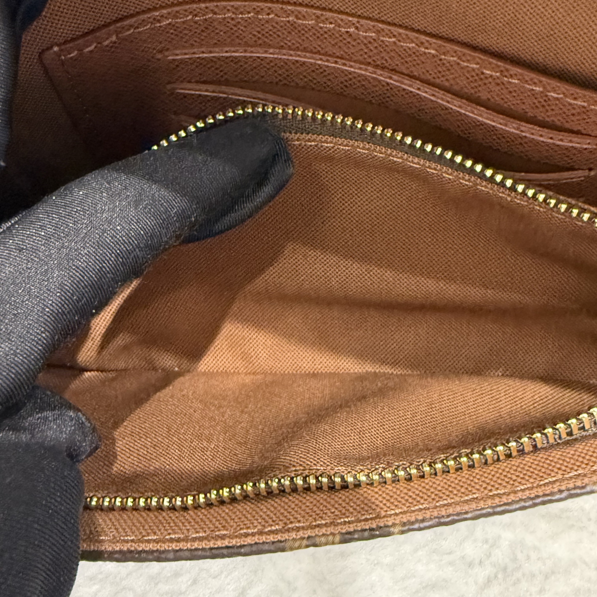 image_74370A6C-ADC8-4879-9799-8306D67B9B22_1762143061