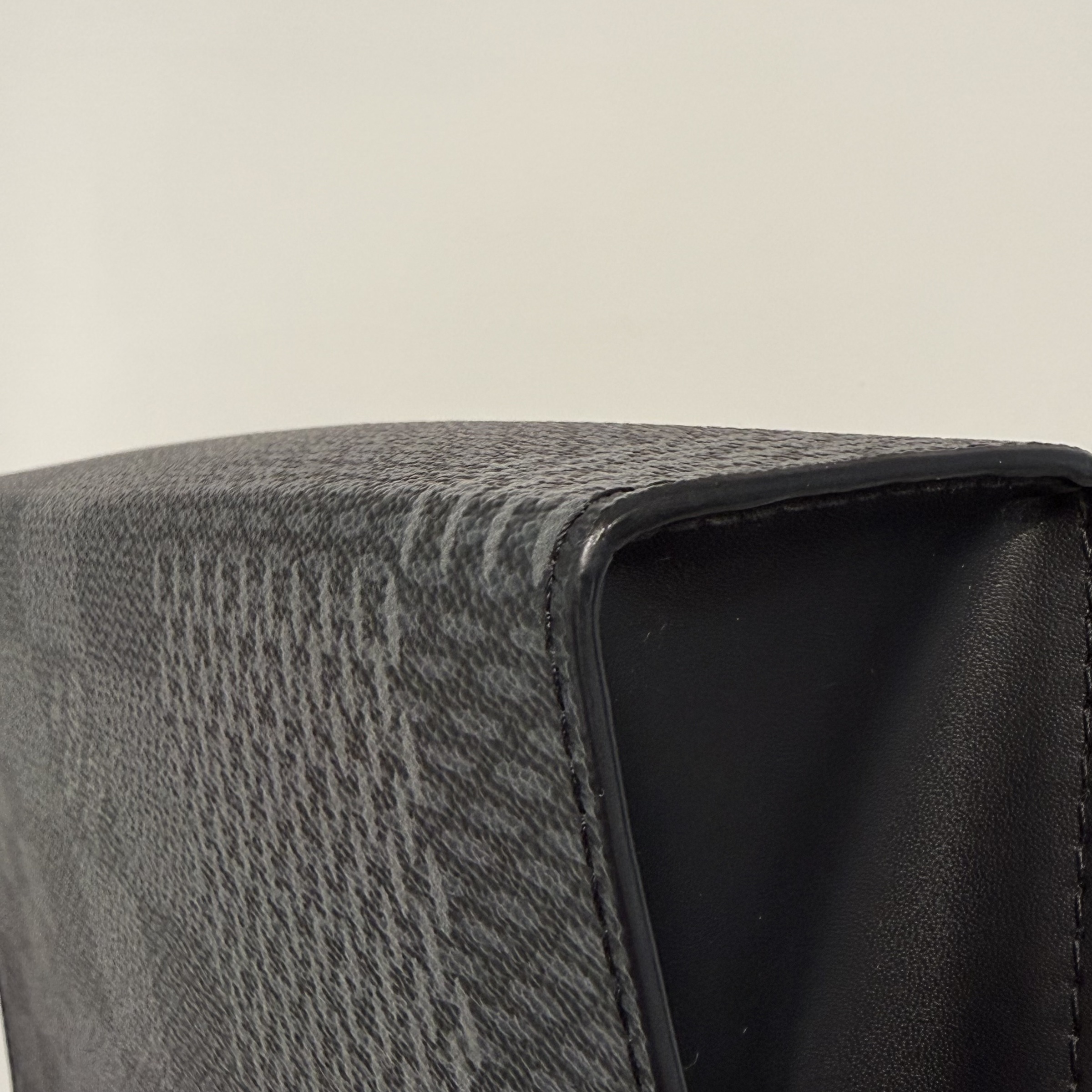 image_9F289797-B043-4705-A6F5-CEFE2322306A_1762235471