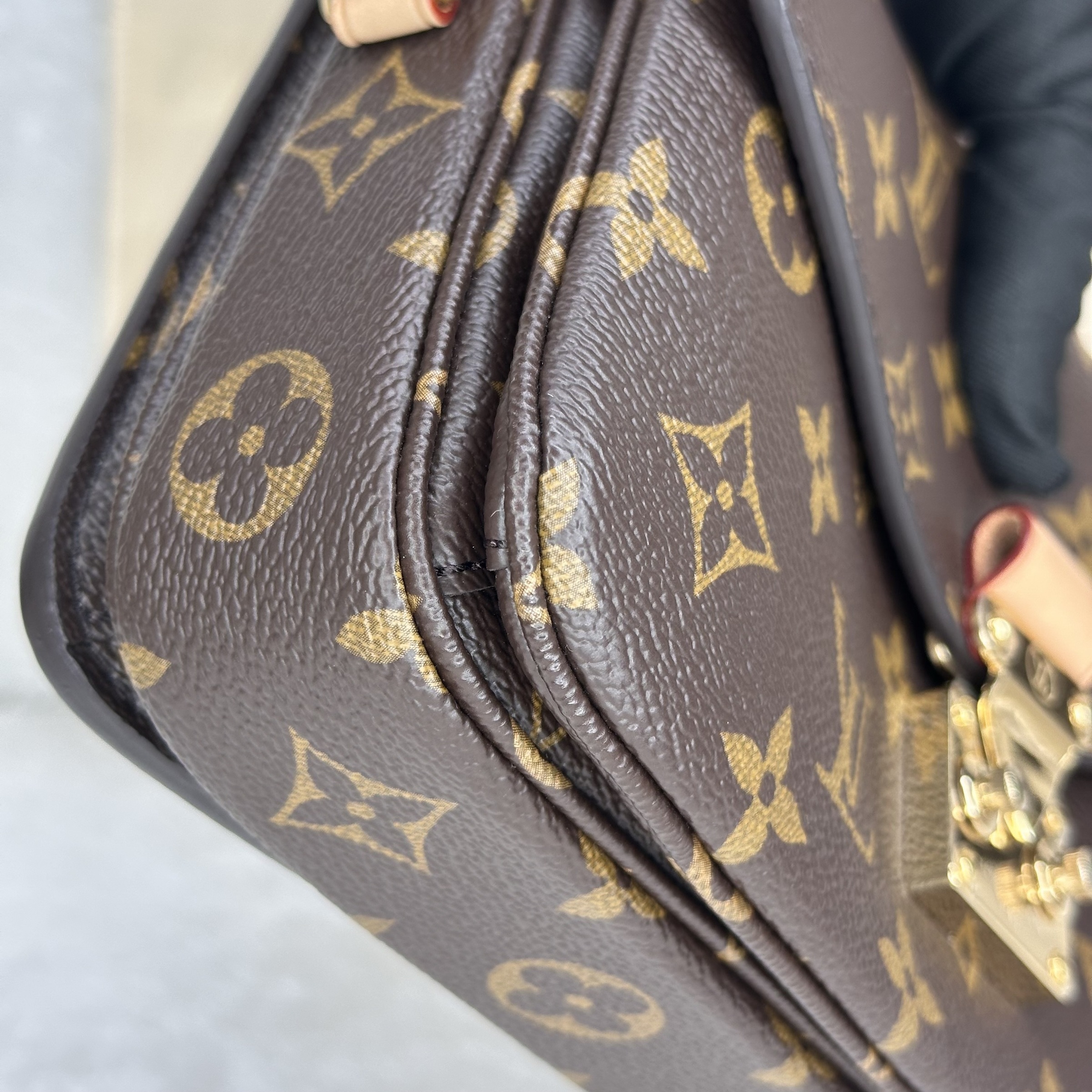 image_979D5402-EC3C-44D3-B39F-5D595B7920AF_1762329163