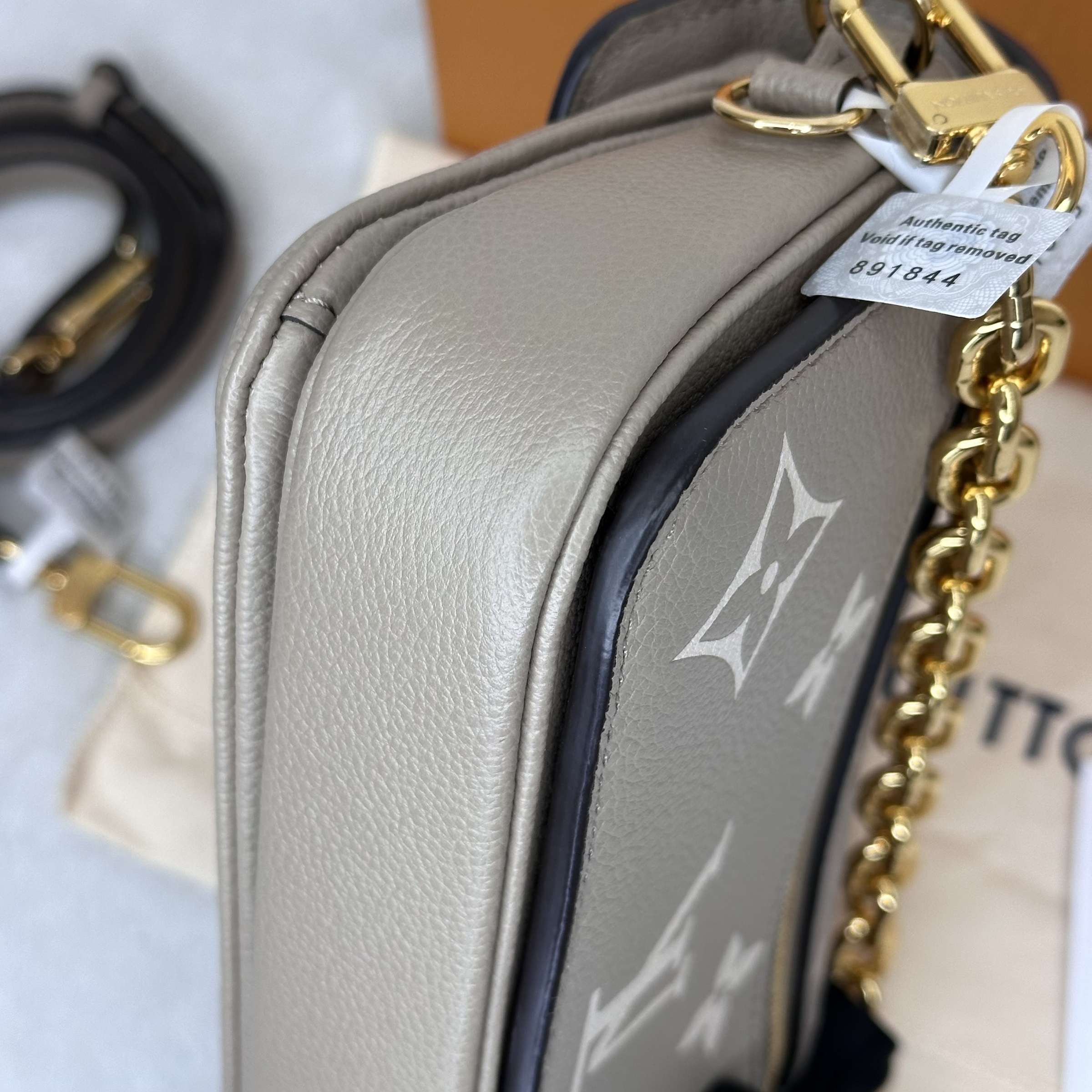 image_8DB6A1B2-660D-4B9A-99B3-6C5A42E20E20_1762422384