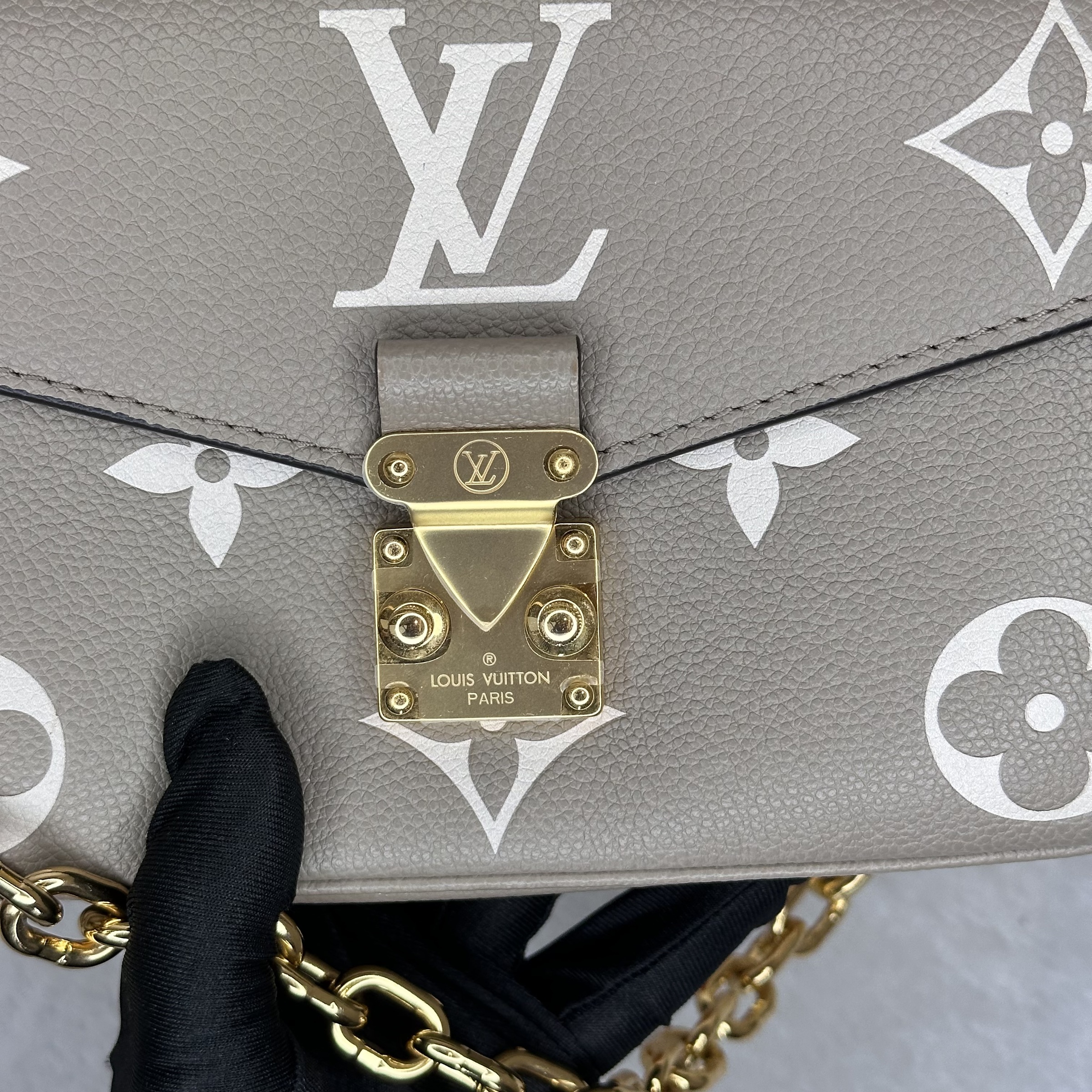 image_FA7DAE3E-6894-451D-BD40-146FABB69F6A_1762422385