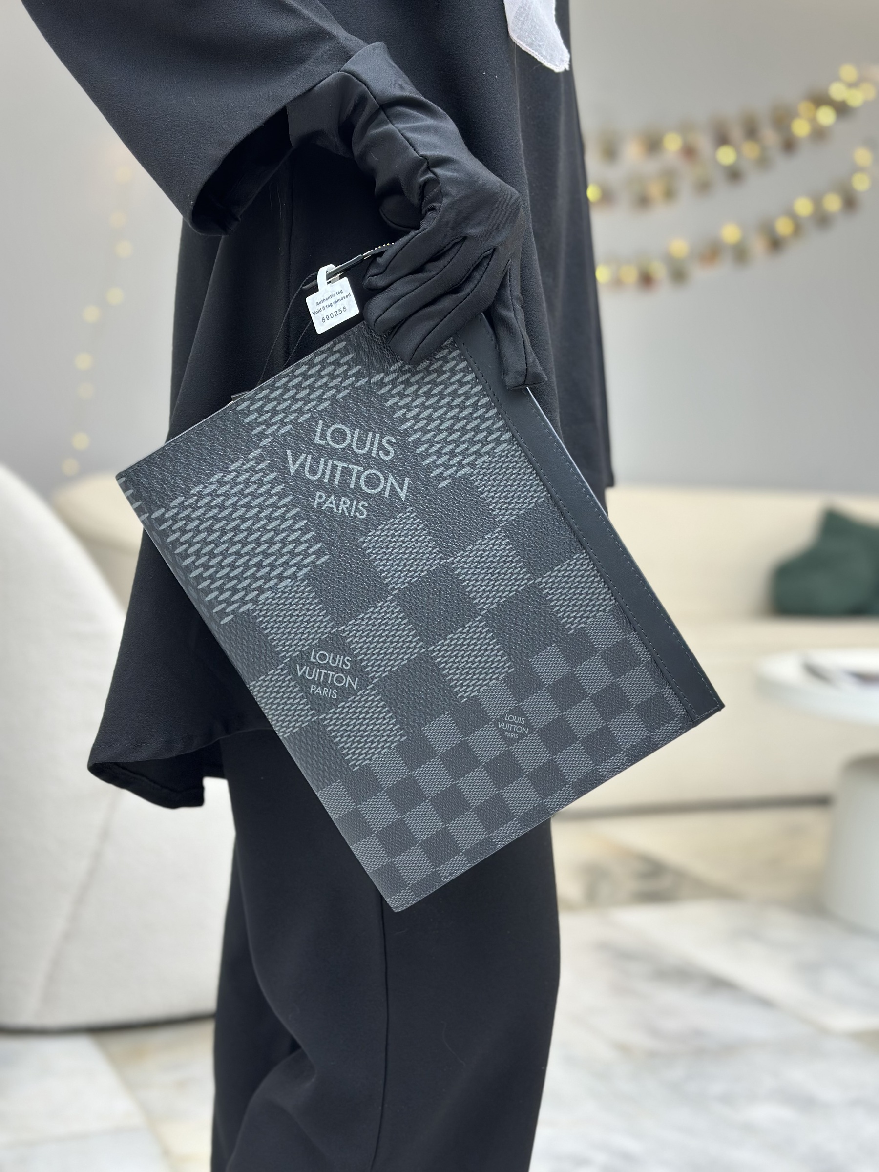 image_4C1B0F9C-EB28-4292-B7F6-3A5D003A9A2F_1762426367