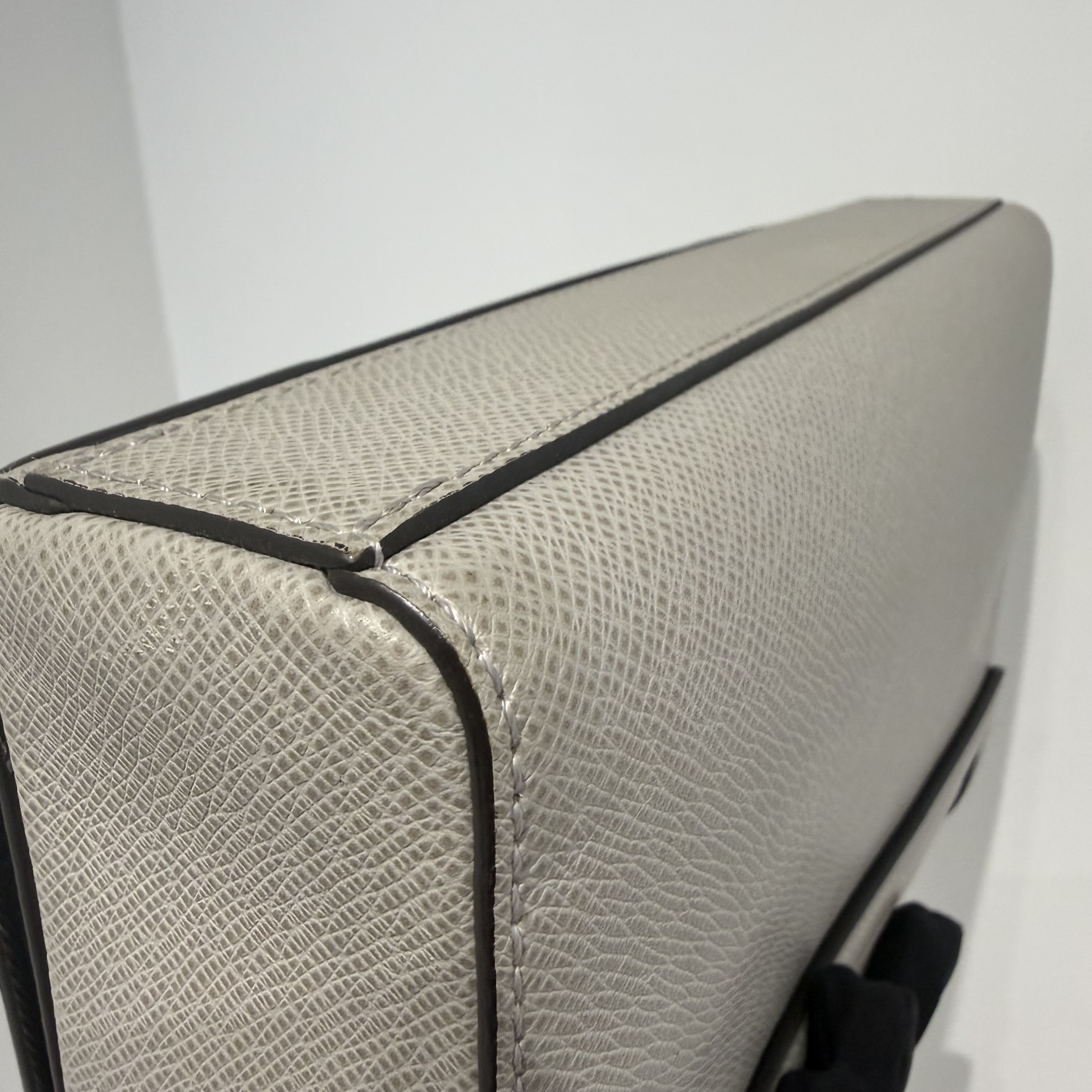 image_EA258186-5685-4F2F-B386-2D2E0E99670E_1762536563