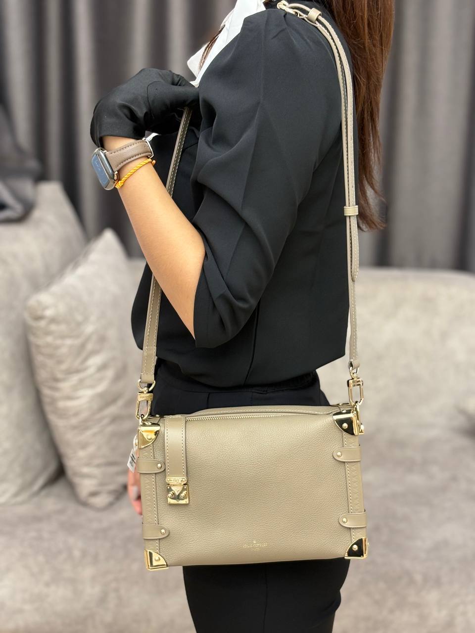 photo_2_2025-11-08_18-04-22