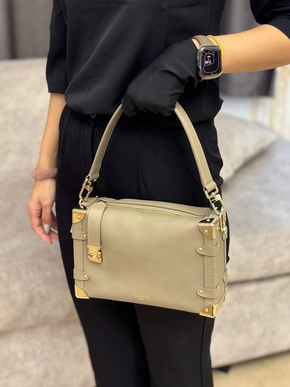 photo_1_2025-11-08_18-04-22