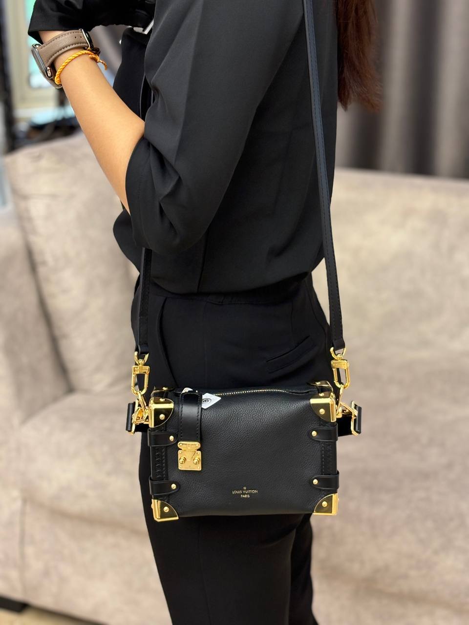 photo_2_2025-11-08_18-05-15