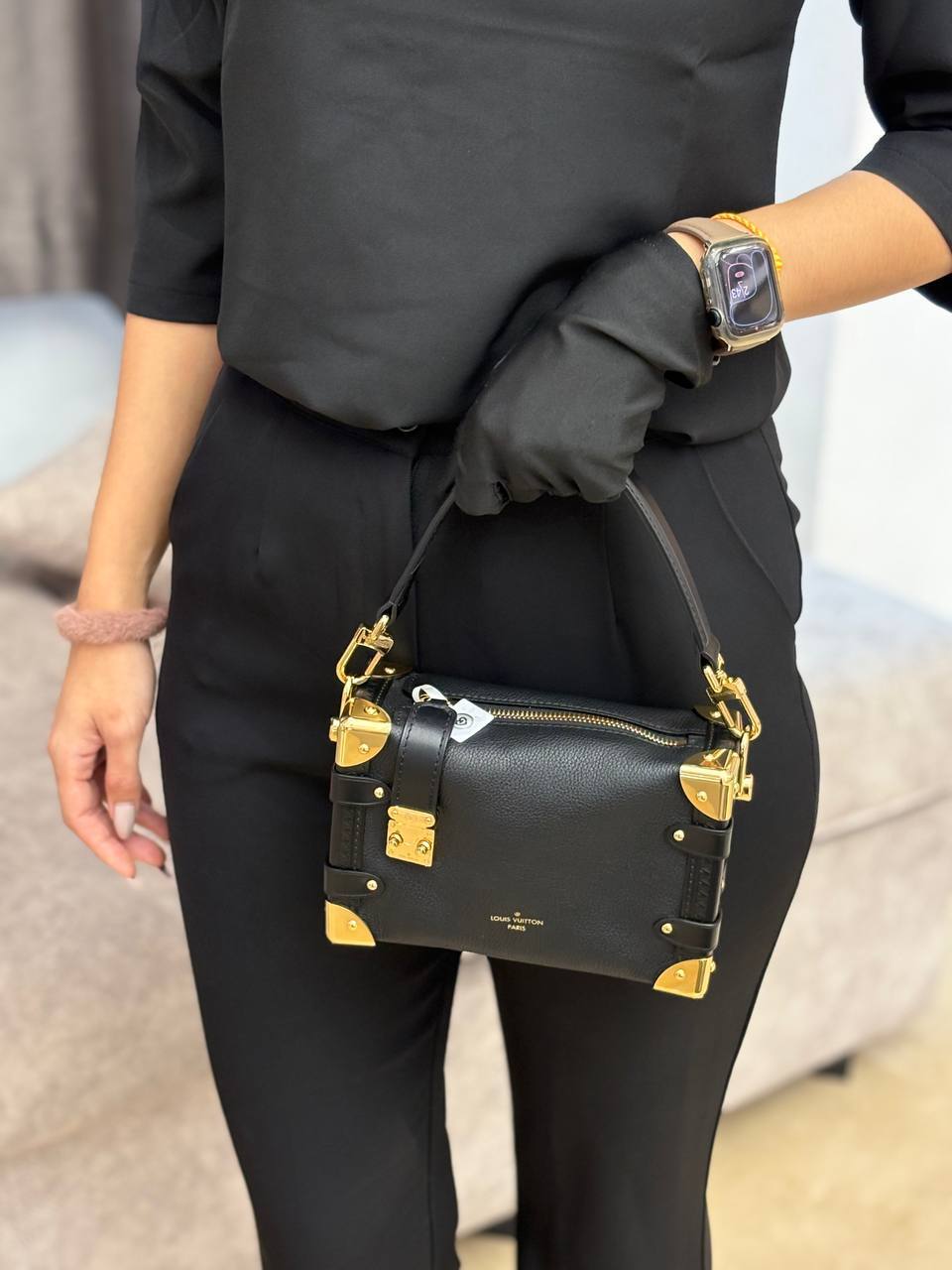 photo_1_2025-11-08_18-05-15