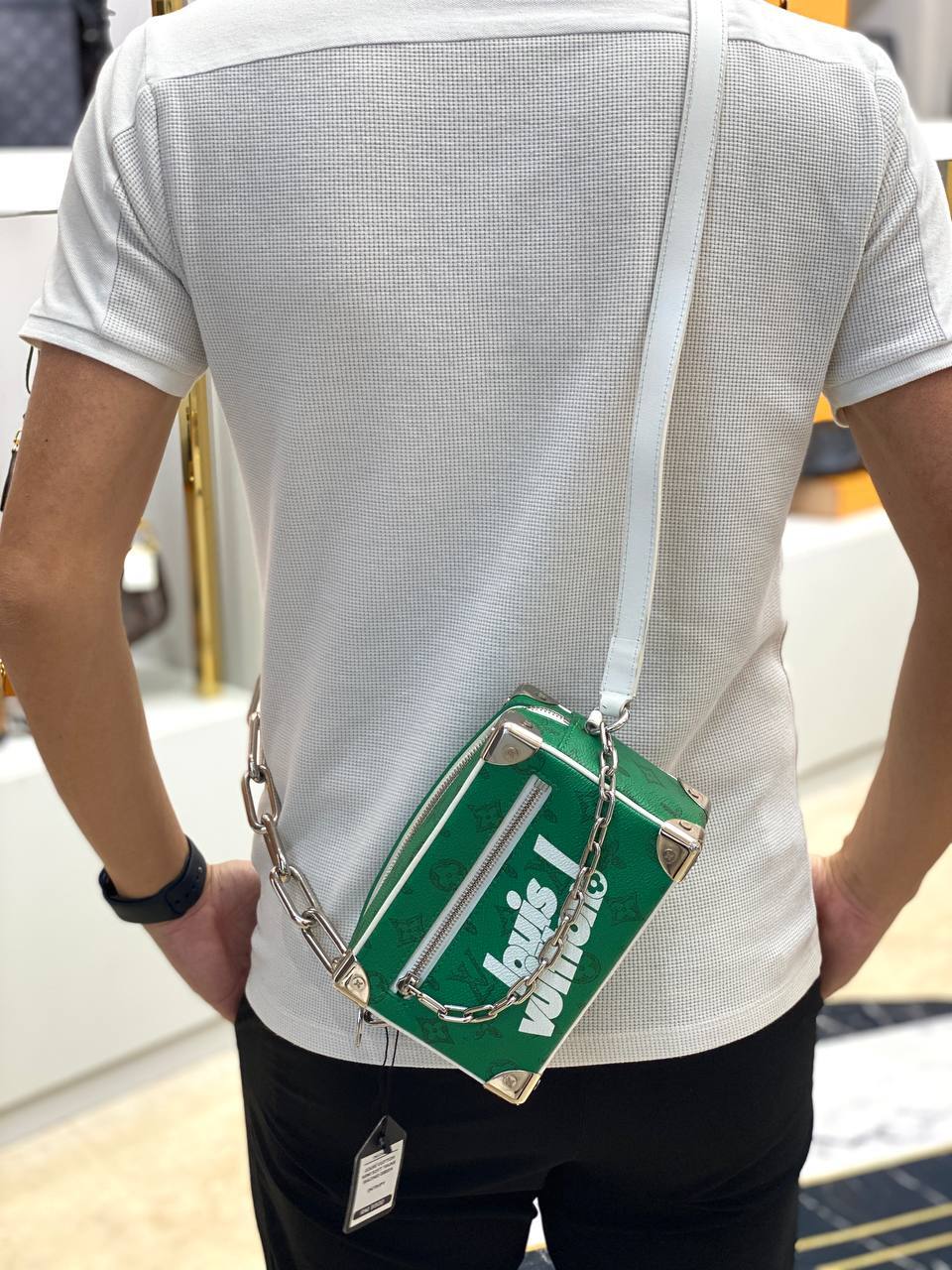 photo_2_2025-11-08_18-18-56