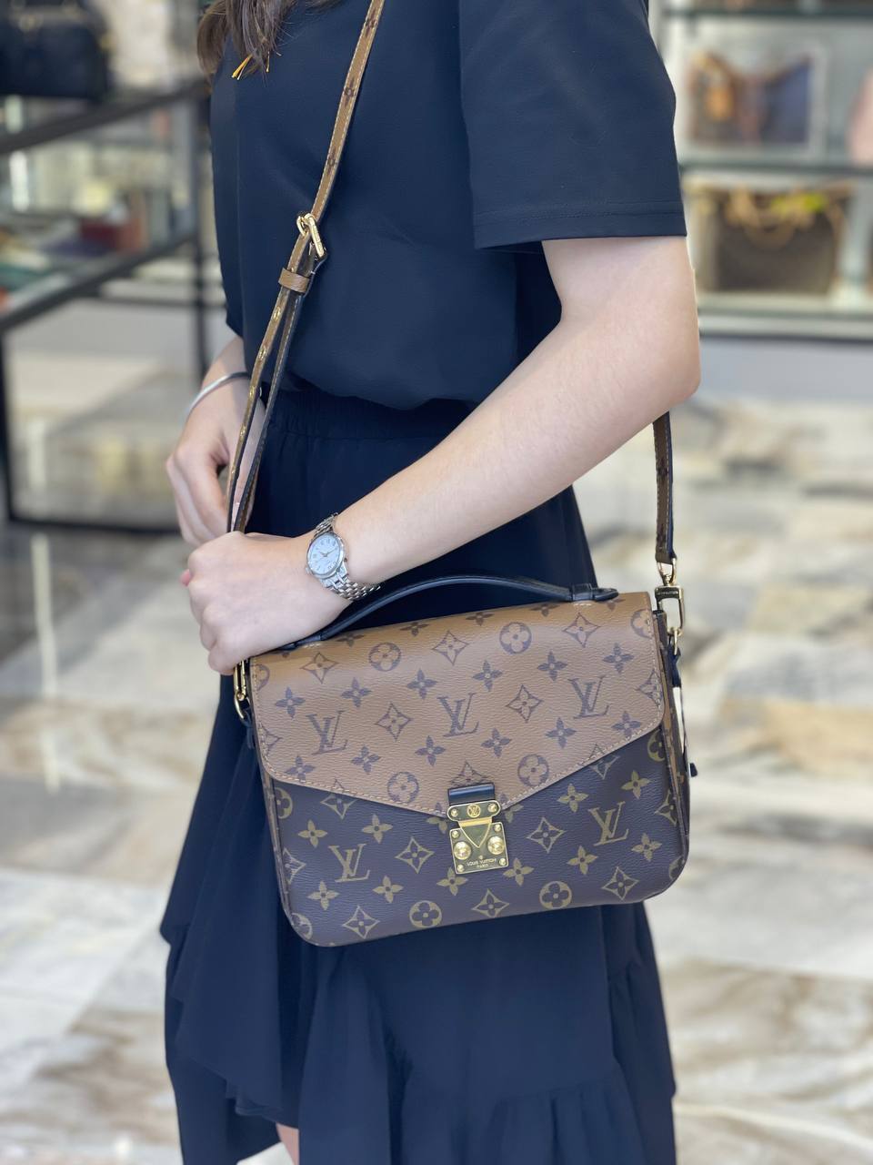 photo_2_2025-11-08_18-50-52